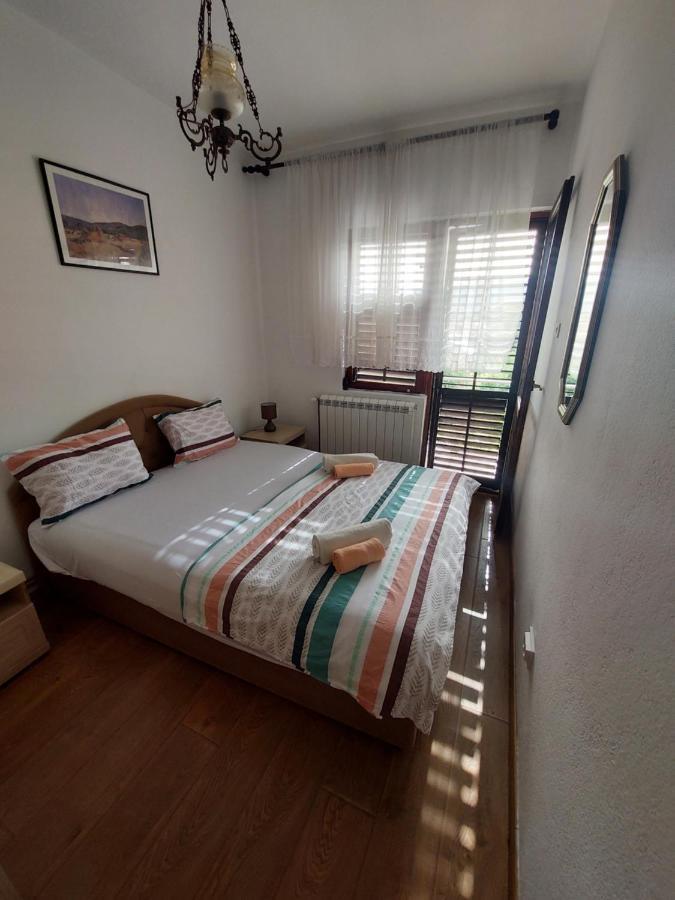 Holiday Home Milanovic Cetinje Eksteriør billede