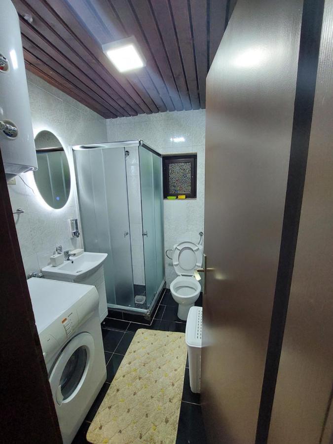 Holiday Home Milanovic Cetinje Eksteriør billede