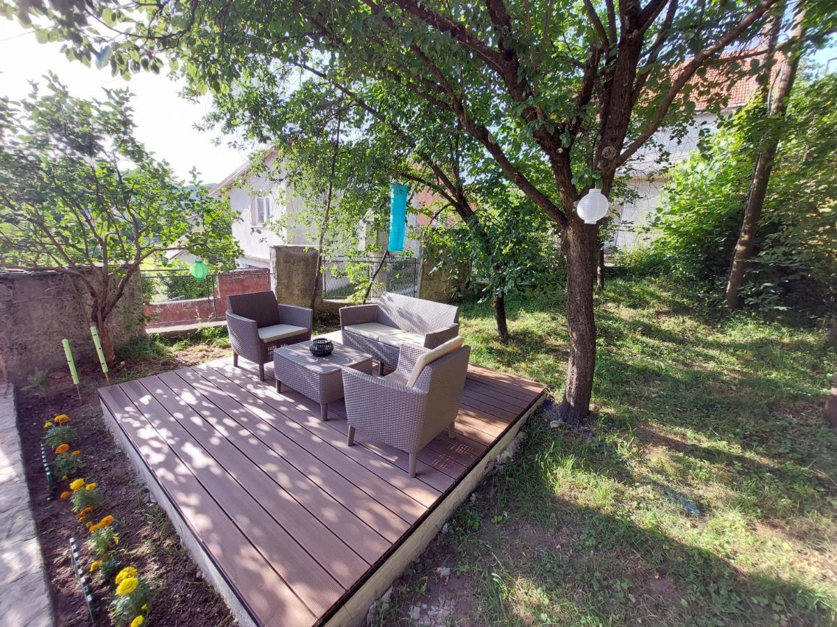 Holiday Home Milanovic Cetinje Eksteriør billede